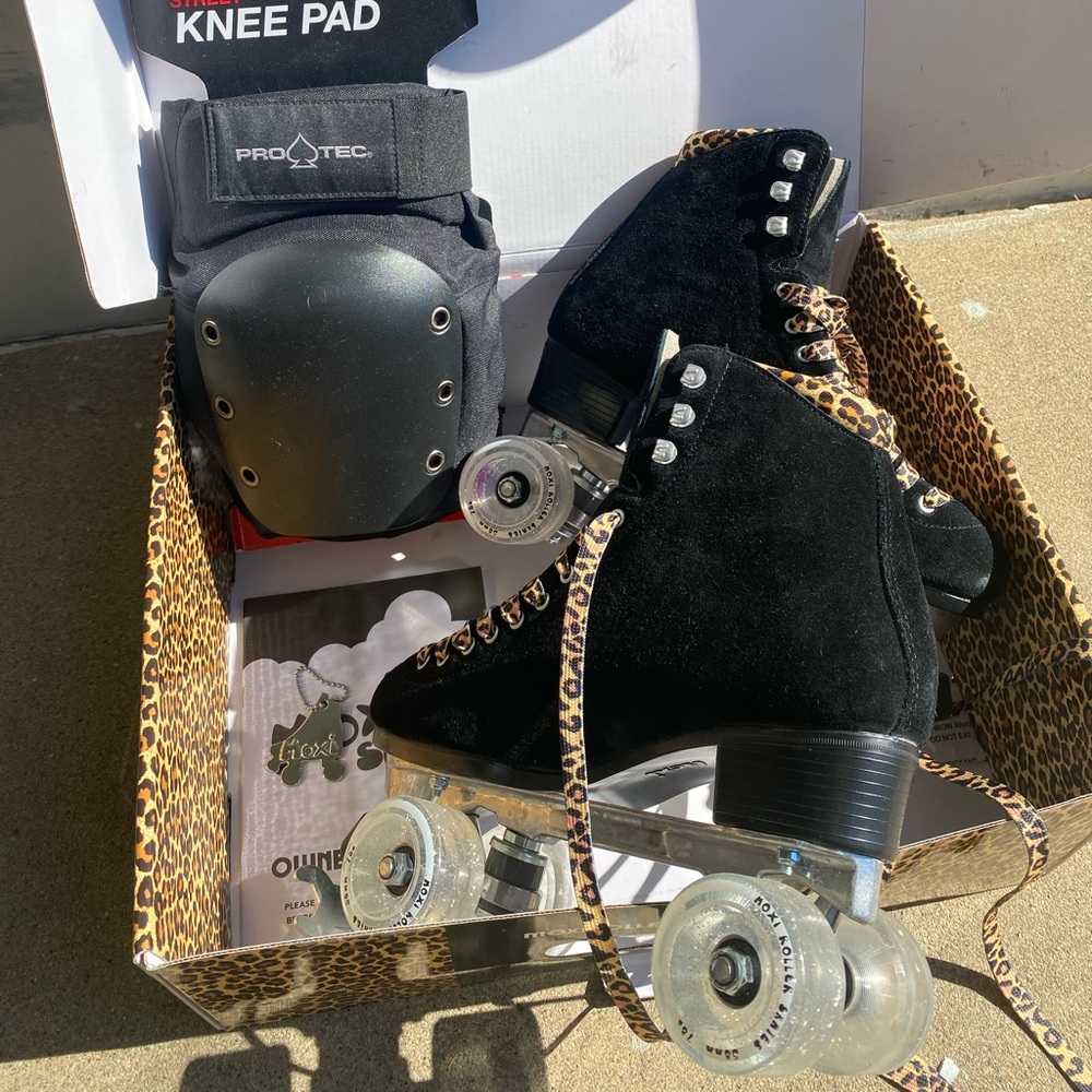 Moxi Panther Skate BRAND NEW IN BOX